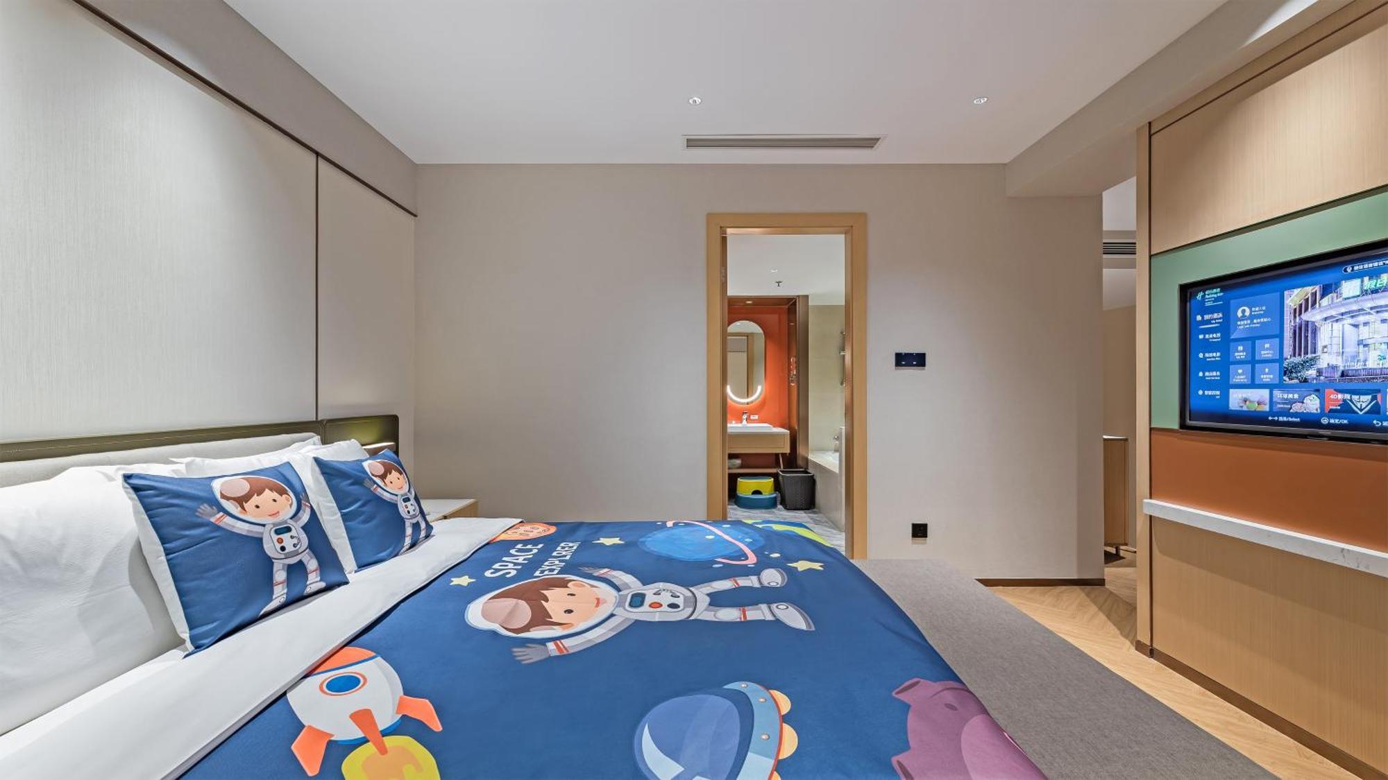 Holiday Inn Chongqing Guanyinqiao By Ihg Bagian luar foto