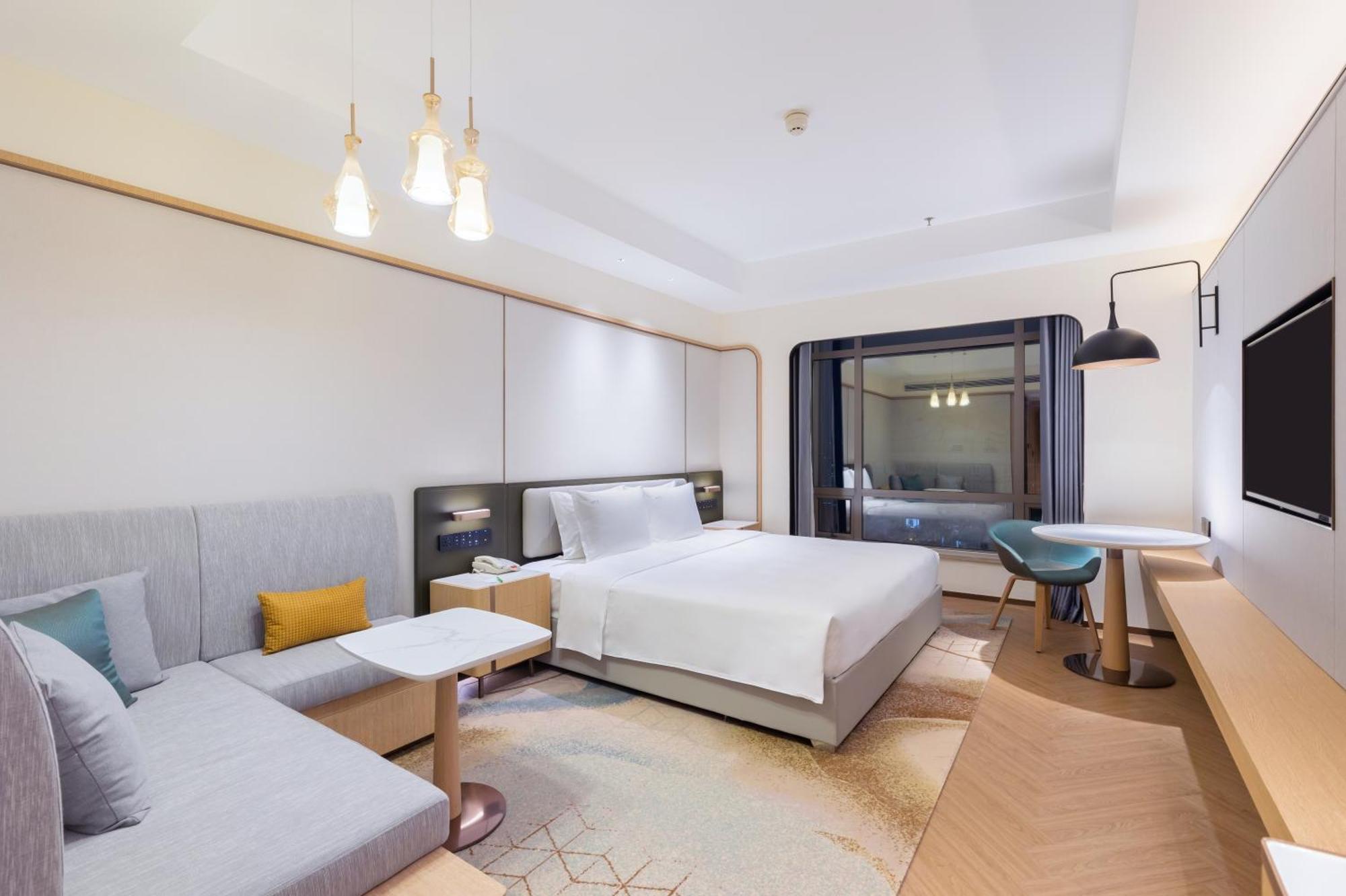 Holiday Inn Chongqing Guanyinqiao By Ihg Bagian luar foto